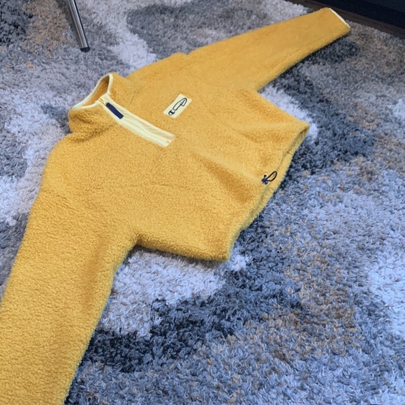 Champion Yellow Fluffy Fuzzy Pullover Cropped Crop Sweater Active Athletic Gold - Picture 2 of 6